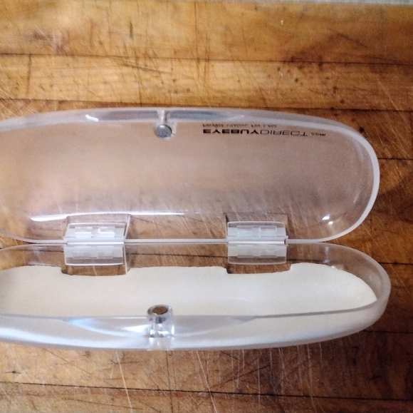 EYEGLASS CASE, HARD SHELL, CUSHION PADDING - Picture 2 of 2